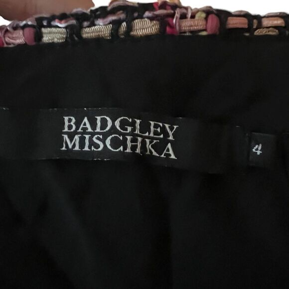 Badgley Mischka cotton blend tweed style dress. Size 4 - Picture 3 of 8